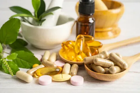 Best Alopecia Pills for Hair Regrowth 2 Best Alopecia Pills for Hair Regrowth